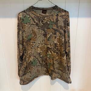 Vintage Classics Advantage Camouflage Print Long Sleeve Pocket T-Shirt